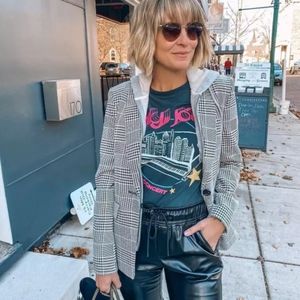 LETLUV nwt Billy Joel Piano Tee T-shirt Faded Black Super Soft Sz M